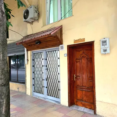 Apartment Sweet *